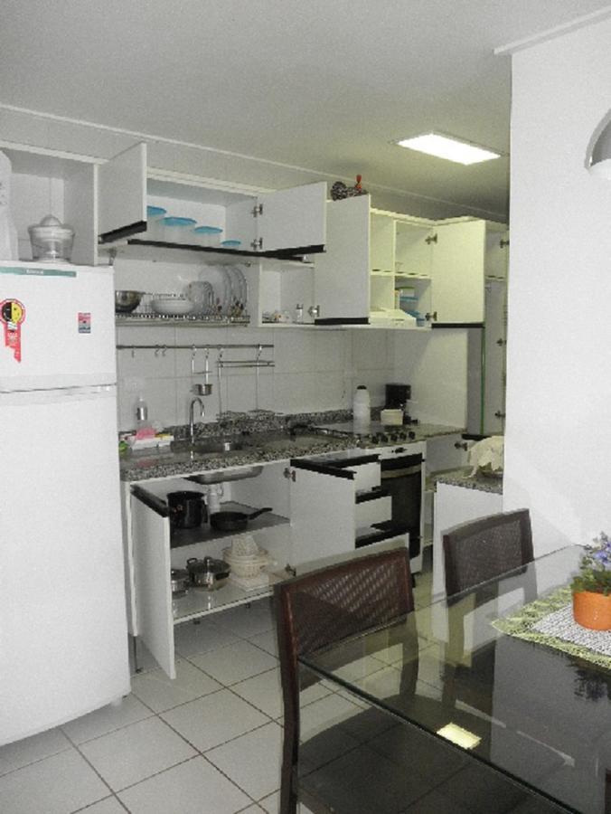 Na Beira Mar De Pajucara- Edif Neo- Apartamento Quarto E Sala- Tem Varanda - Vista Lateral Do Mar- Rua Julio Plech Filho 60 Esquina Com Avenida Doutor Antonio Gouveia - Consumo Eletrico E Pago No Ckeck-Out 1Kwh E 1,35 Reias Maceió Екстериор снимка