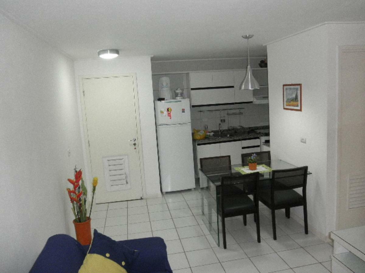 Na Beira Mar De Pajucara- Edif Neo- Apartamento Quarto E Sala- Tem Varanda - Vista Lateral Do Mar- Rua Julio Plech Filho 60 Esquina Com Avenida Doutor Antonio Gouveia - Consumo Eletrico E Pago No Ckeck-Out 1Kwh E 1,35 Reias Maceió Екстериор снимка